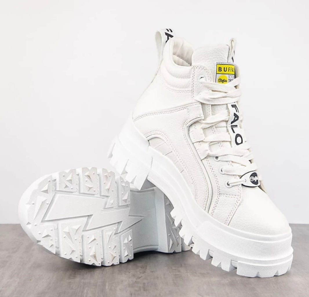 BUFFALO ASPHA NC MID