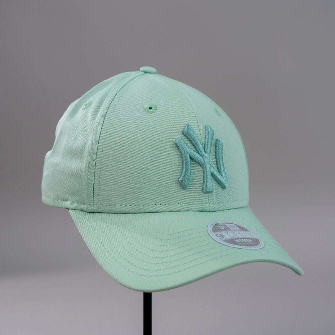 new era cap yankees wmn
