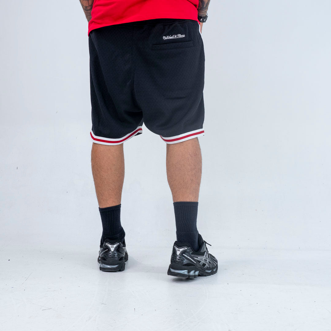 Mitchell & ness short 76