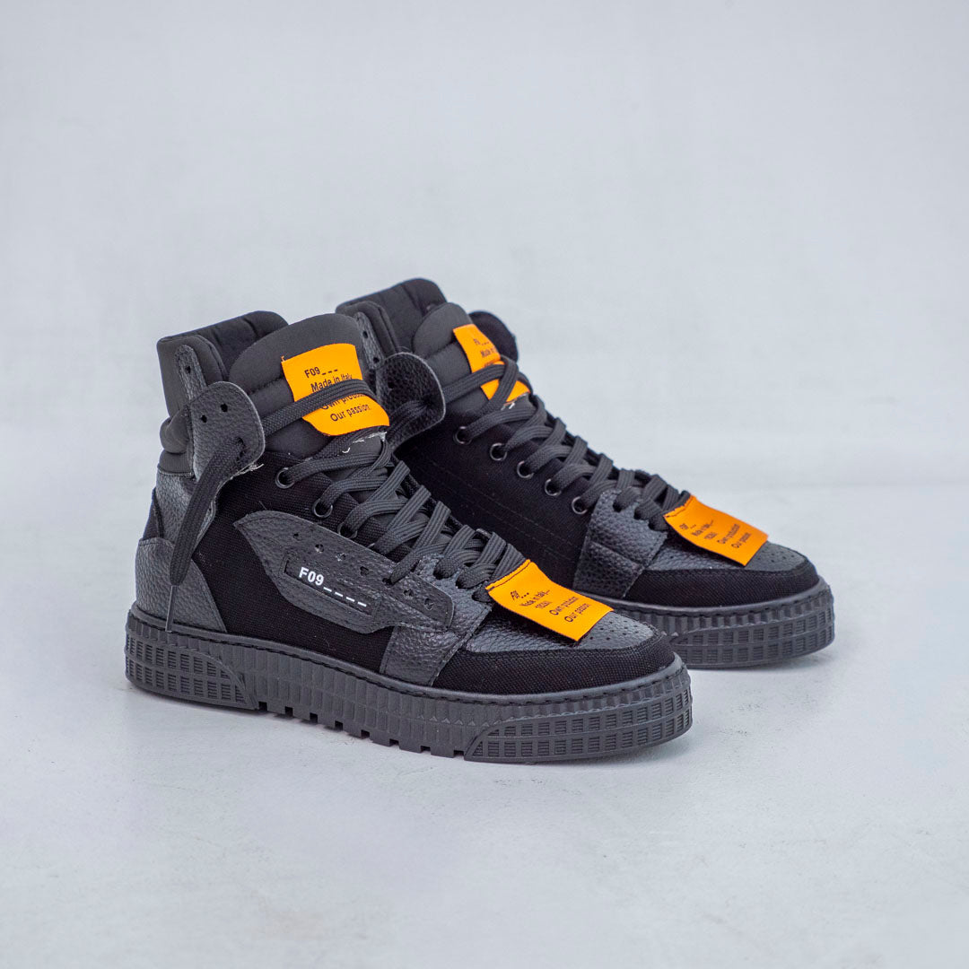 F09 riad mid total black et arancione