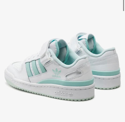 Adidas forum low