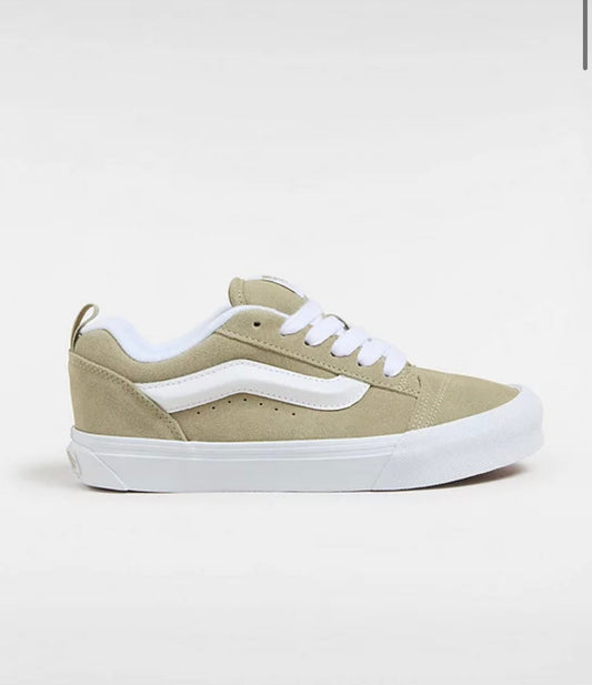 Vans knu skool