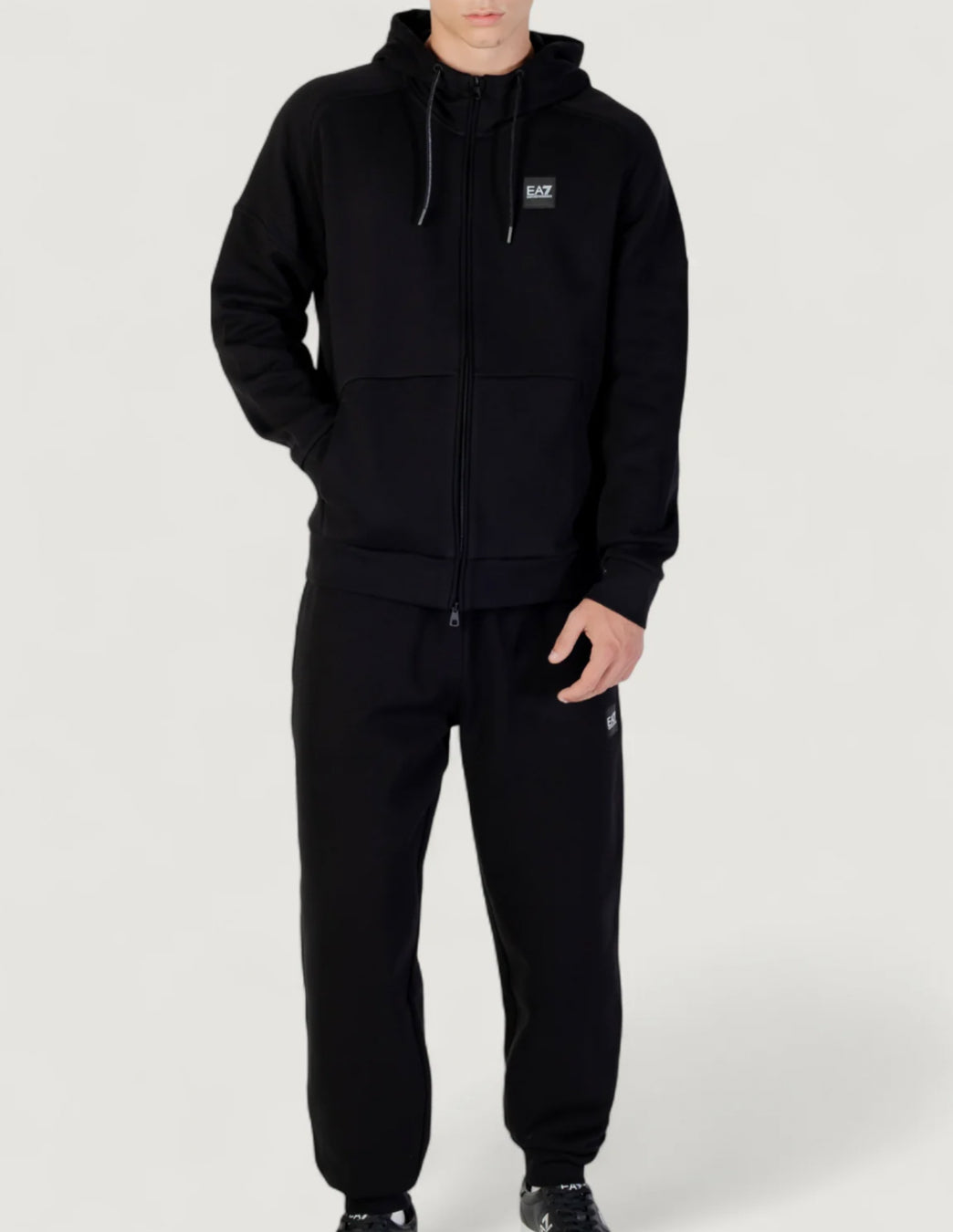 EA7 TRACKSUIT